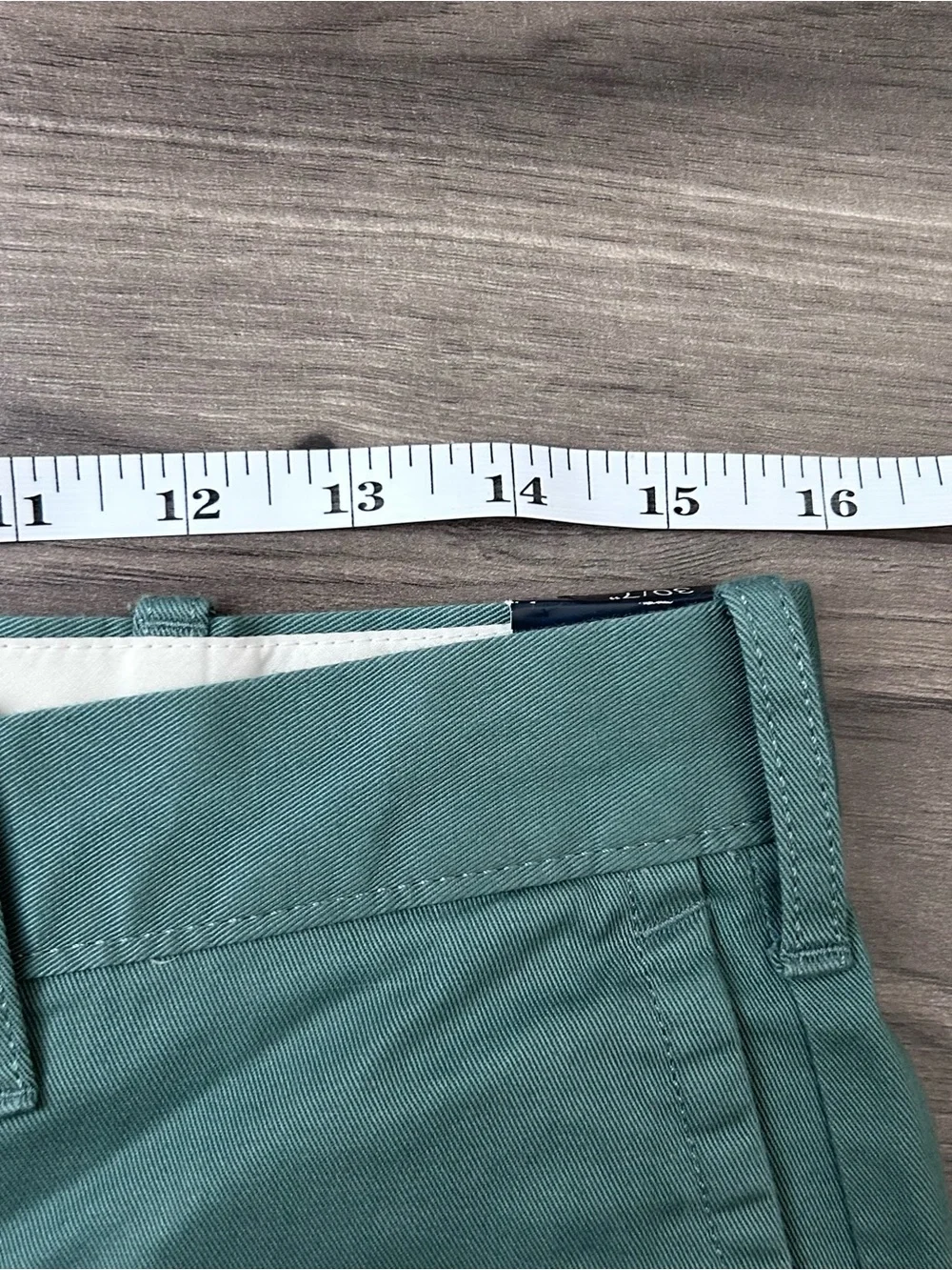 J.CREW Casual Chino Shorts Men’s Size 30 7” Inseam Green Style L0923 New